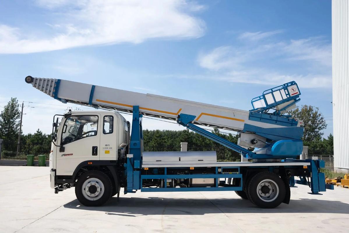 昌江云梯上料车租赁费用